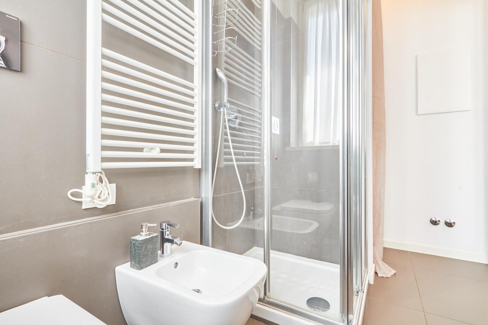 Ferienwohnung Easylife - Moderno E Climatizzato In Cadorna Fn Mailand Exterior foto